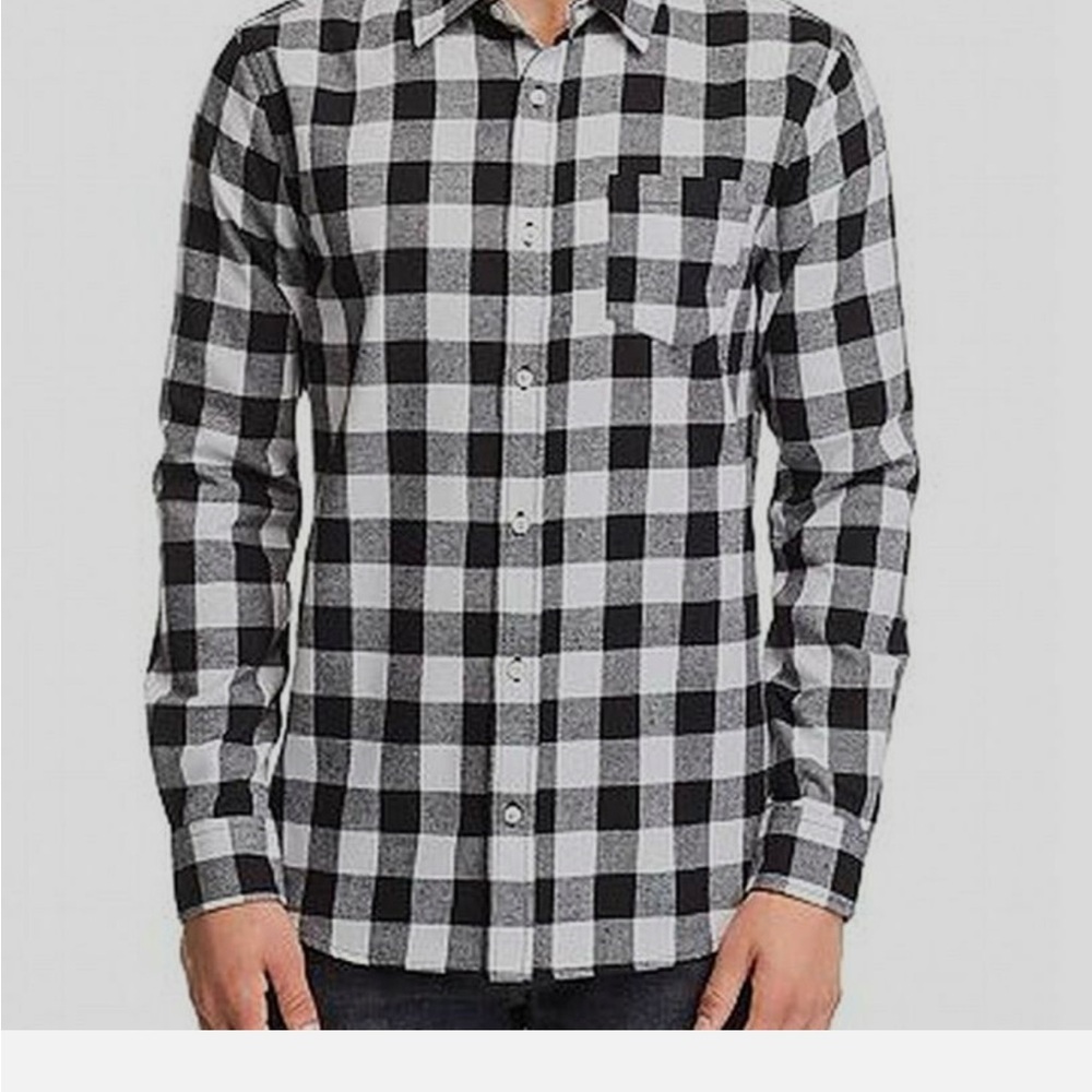 Pacific and Park white and black flannel size L new